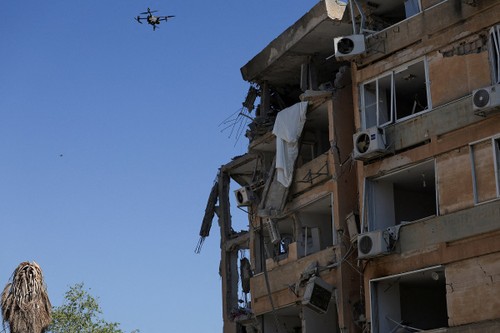 Tensions au Moyen-Orient: 37 Vietnamiens évacués d’Israël vers l’Égypte ce vendredi - ảnh 1