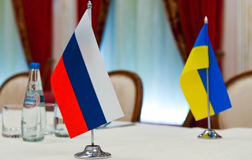 Les pourparlers entre la Russie et l’Ukraine pourraient reprendre cette semaine - ảnh 1