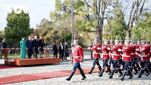 Accueil officiel du secrétaire général Tô Lâm en Bulgarie - ảnh 2
