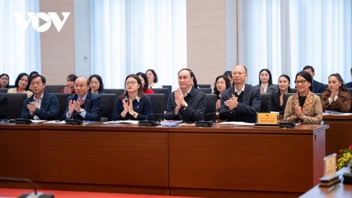 Près de 170 candidats aux législatives réunis en formation à Hanoï - ảnh 3