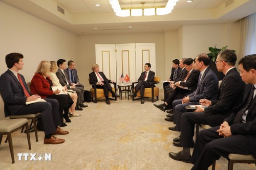 Phan Van Giang reçoit le sous-secrétaire américain à la Défense - ảnh 1