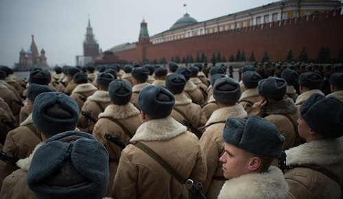 Ряд мероприятий проводится в честь 97-й годовщины Великой Октябрьской Революции - ảnh 2