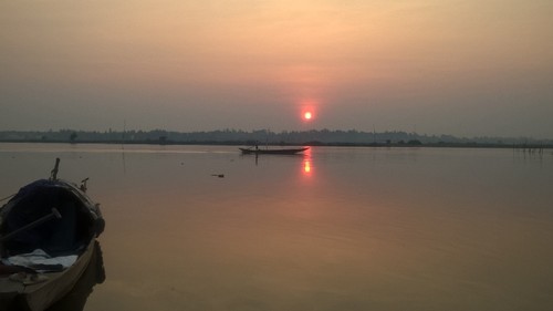 Заря над рекой Нятле - ảnh 1