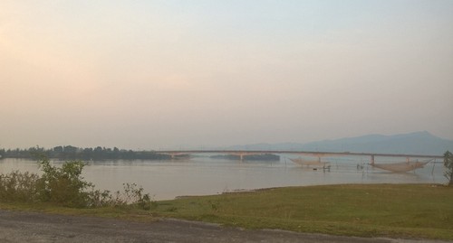 Заря над рекой Нятле - ảnh 10