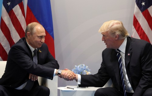 Ушаков: встреча Путина и Трампа возможна на G20 в 2019 году, но важно провести ее раньше - ảnh 1