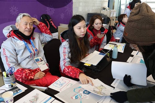 De jeunes volontaires francophones à PyeongChang - ảnh 1