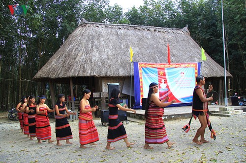 La nouvelle vie du village de Dăk Răng - ảnh 2