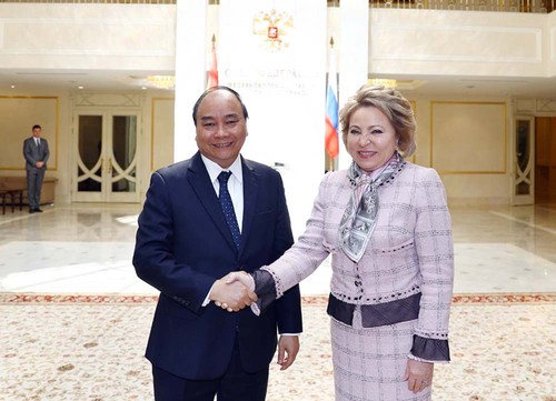 Le Premier ministre vietnamien rencontre la présidente du Conseil de la Fédération de Russie - ảnh 1