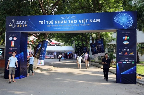 Fête de l’intelligence artificielle du Vietnam 2019 - ảnh 1