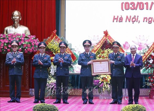 Nguyên Xuân Phuc à la Journée traditionnelle de l’Académie de la Défense - ảnh 1