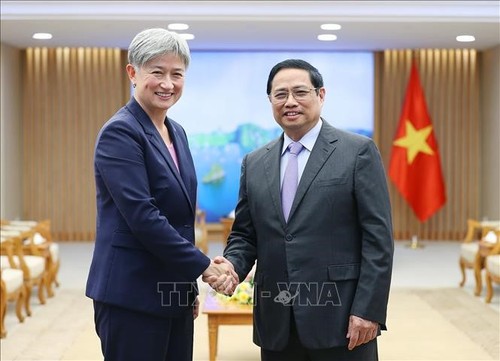 Penny Wong reçue par les responsables vietnamiens - ảnh 1