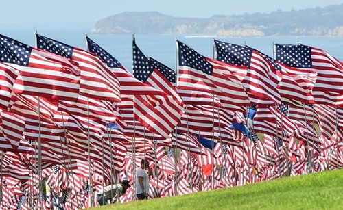 Fête nationale des États-Unis: messages de félicitations de dirigeants vietnamiens - ảnh 1