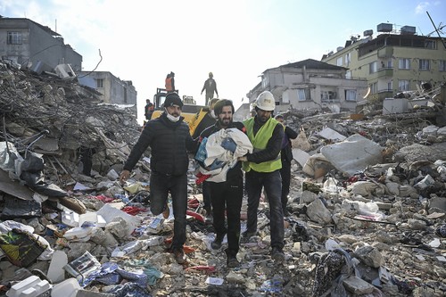 Séisme en Turquie et en Syrie: Toujours aucune information sur d’éventuelles victimes vietnamiennes - ảnh 1