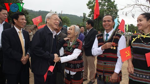 Tổng Bí thư Nguyễn Phú Trọng thăm, làm việc tại Thừa Thiên - Huế - ảnh 1