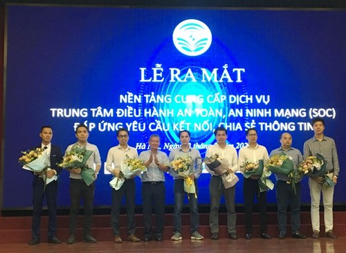 Bộ Thông tin và Truyền thông ra mắt Trung tâm điều hành an toàn, an ninh mạng  - ảnh 1