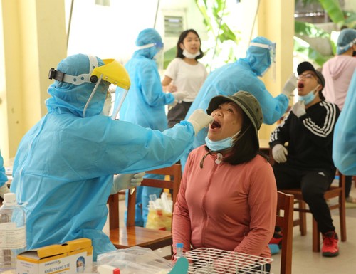 Hà Nội mở rộng xét nghiệm PCR để phòng chống COVID-19 - ảnh 1