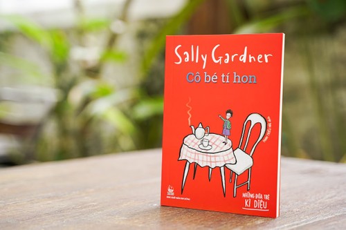 Những đứa trẻ kì diệu: Món quà tuyệt vời ngày Giáng sinh của Sally Gardner  - ảnh 2