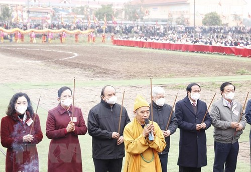 Chủ tịch nước Nguyễn Xuân Phúc: Huy động mọi nguồn lực để phát triển kinh tế nông nghiệp - ảnh 1