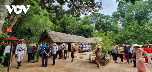 Tháng 5 về thăm quê hương Chủ tịch Hồ Chí Minh - ảnh 3