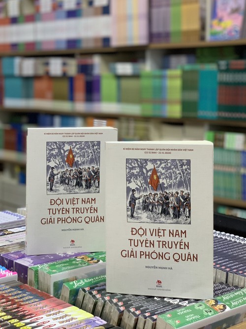 Ra mắt sách “Đội Việt Nam Tuyên truyền Giải phóng quân” nhân kỷ niệm 80 năm thành lập Quân đội Nhân dân Việt Nam - ảnh 1