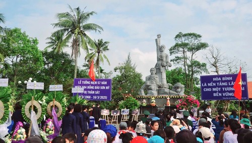 Dâng hương tưởng niệm 57 năm ngày 504 thường dân Sơn Mỹ bị thảm sát  - ảnh 1