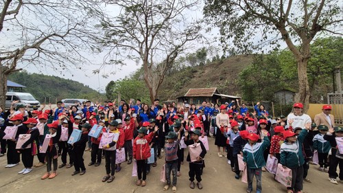 Hành trình “Thắp sáng ước mơ tuổi thơ - Nấu cơm cho em” đến với học sinh nghèo tại Yên Bái - ảnh 2