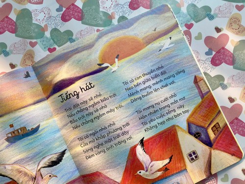 Ra mắt tập thơ thiếu nhi "Trắng mây tóc mẹ"  - ảnh 3