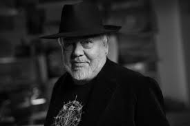 Kiến trúc gỗ của Martin Rajniš lừng lẫy - người phá vỡ mọi quy tắc trong kiến trúc - ảnh 1