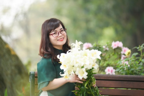 Vũ Trần Anh Thư và những “Ban mai thơm mắt nắng” - ảnh 2