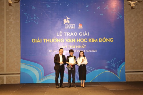 11 tác phẩm đoạt giải tại Giải thưởng văn học Kim Đồng lần thứ nhất - ảnh 3
