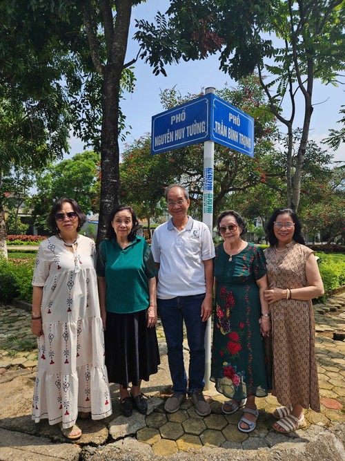 Con trai của nhà văn - ảnh 2