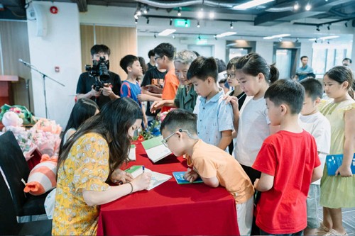 “Cuộc phiêu lưu của Bella và Harry”: Nhà khoa học viết truyện thiếu nhi bằng trái tim người mẹ - ảnh 4