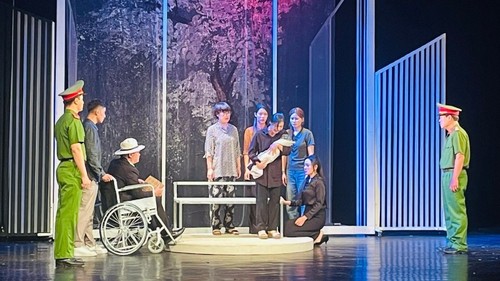 50 năm đổi mới: Câu chuyện ‘có bột mới gột nên hồ’ của sân khấu Việt  - ảnh 2