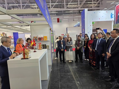 Nhà xuất bản Kim Đồng giới thiệu nhiều sách mới tại Hội sách Quốc tế Frankfurt 2025 - ảnh 4