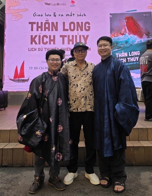 Đông Nguyễn – Kaovjets Ngujens hồi sinh chiến thuyền Việt qua “Thần long kích thủy”  - ảnh 3