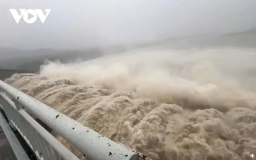 Cảnh báo lũ khẩn cấp đặc biệt lớn trên sông Ba - Đắk Lắk - ảnh 1