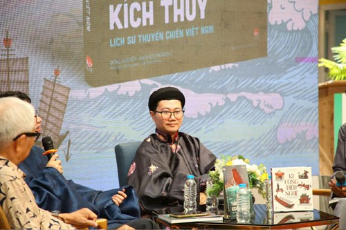 Những trang sử Việt được đánh thức qua các dự án của Đông Nguyễn và Kaovjets Ngujens - ảnh 1