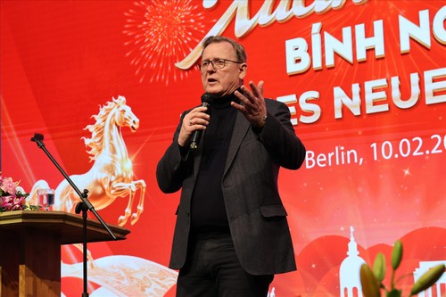 Người Việt tại Đức rộn ràng đón Tết Cộng đồng - ảnh 3