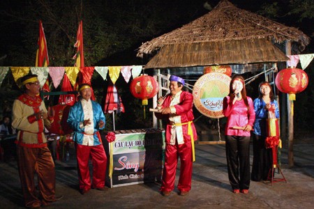 ฟังเพลงพื้นเมืองที่เมืองเก่า Hoi An - ảnh 1