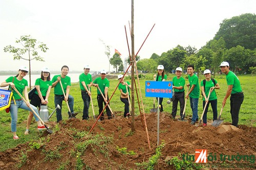 เวียดนามขานรับวันสิ่งแวดล้อมโลก - ảnh 1