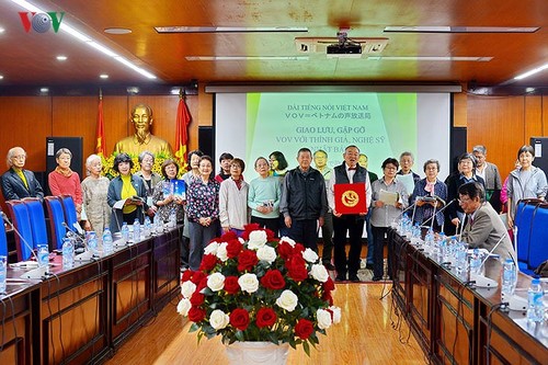 กิจกรรมพบปะสังสรรค์ระหว่างวีโอวีกับสโมสรแฟนพันธุ์แท้ของรายการภาคภาษาญี่ปุ่น - ảnh 1