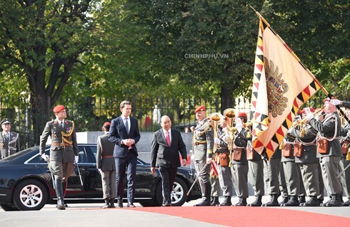 แถลงการณ์ร่วมเวียดนาม-ออสเตรียยืนยันถึงการกระชับความร่วมมือทวิภาคี - ảnh 1