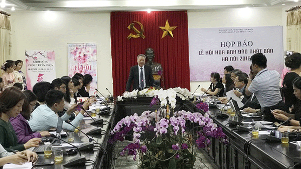 เทศกาลดอกซากุระกรุงฮานอยปี 2019 - ảnh 1