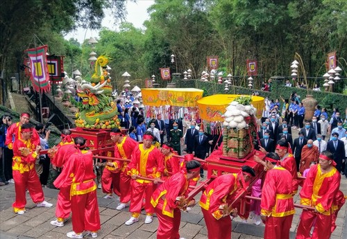 จุดเริ่มต้นของจิตใจแห่งการรวมพลังและความสามัคคีของประชาชาติเวียดนาม - ảnh 2