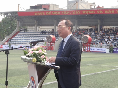 ฟุตบอลหญิงรายการกระชับมิตรรุ่นอายุไม่เกิน 17 ปี  เวียดนามชนะไทย 2-1  - ảnh 3