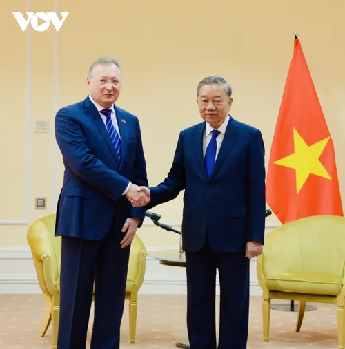 เลขาธิการใหญ่พรรคโตเลิมให้การต้อนรับสถานประกอบการรัสเซีย - ảnh 1