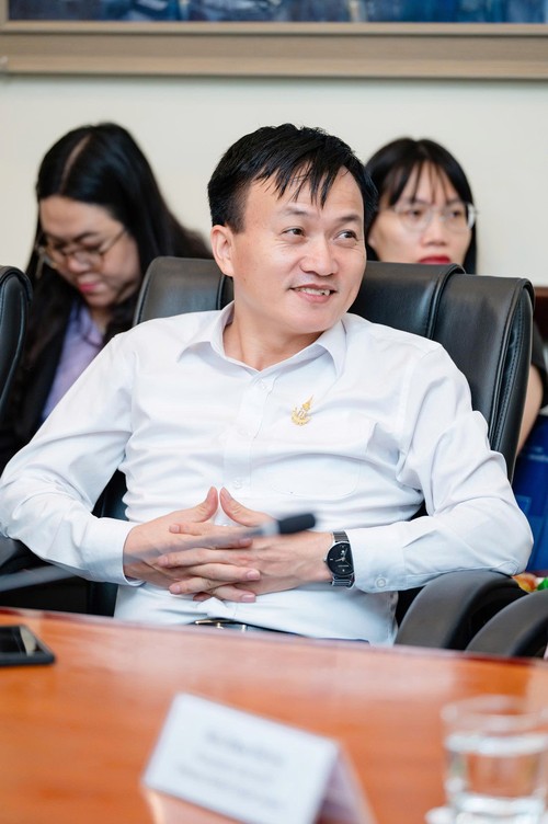 10 ปี รางวัลสมเด็จเจ้าฟ้ามหาจักรีกับการยกย่อง “คุณครูที่เปลี่ยนแปลงชีวิตลูกศิษย์” - ảnh 3