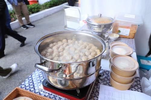 สีสันอาเซียนในงานเทศกาลอาหารนานาชาติปี 2025 - ảnh 2