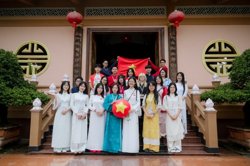 มิตรภาพข้ามพรมไทย-เวียดนาม เยาวชนสานสัมพันธ์จากใจสู่ใจ - ảnh 4