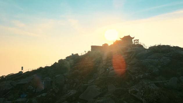 The touch of a thousand year